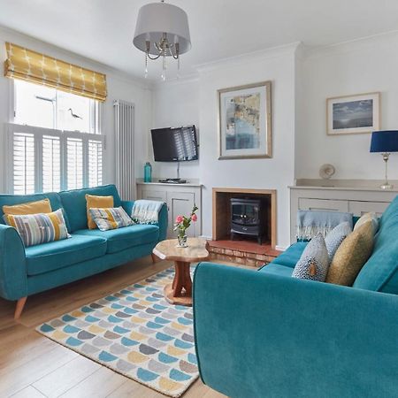 Spacious Coastal Cottage Close To Beach - Bailey Cottage Deal Esterno foto