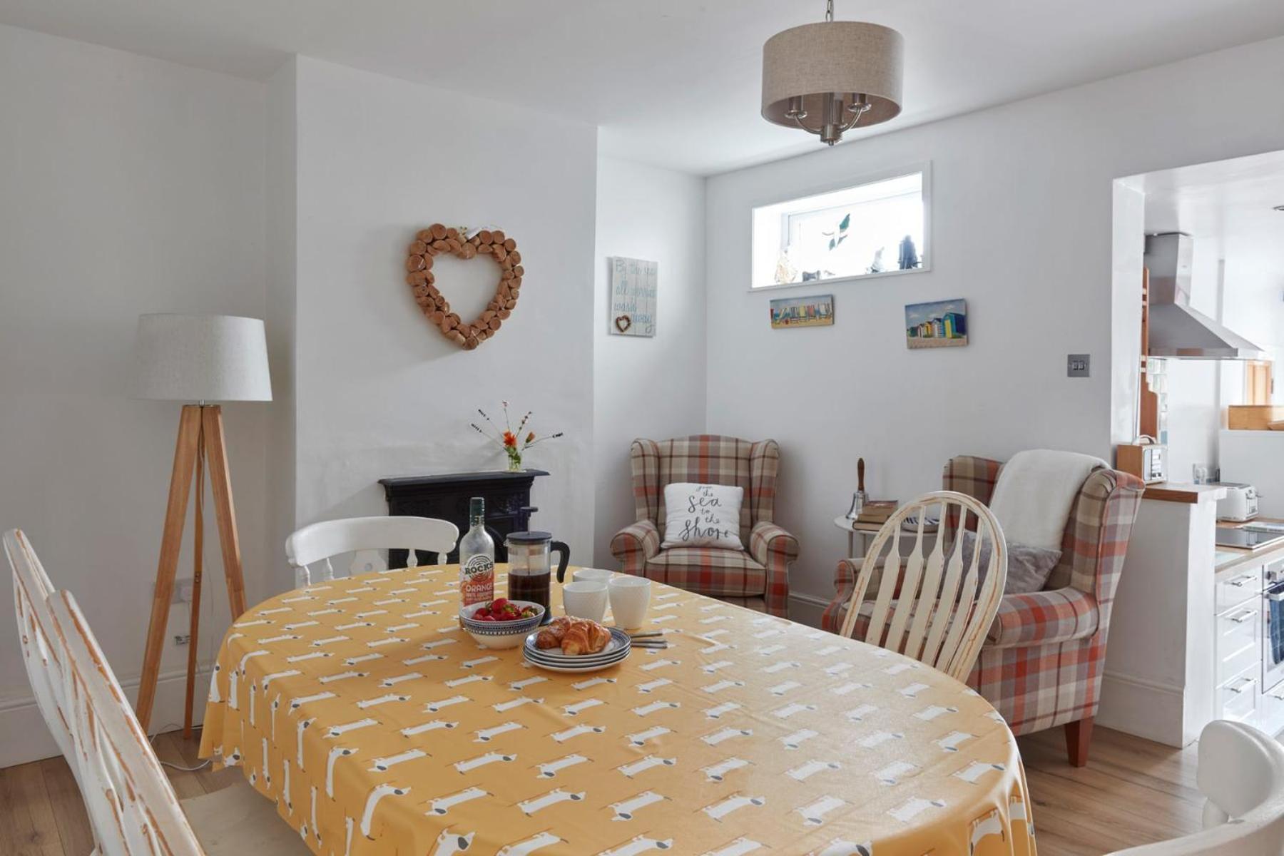Spacious Coastal Cottage Close To Beach - Bailey Cottage Deal Esterno foto